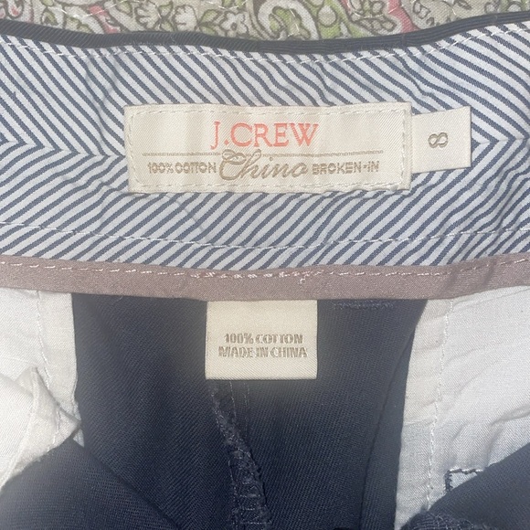 J. Crew Chino, broken-in shorts. Sz.8 & color is navy blue - Picture 4 of 4